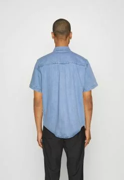 Minimum Navels - Overhemd - Faded Denim 4 Minimum Navels - Overhemd - Faded Denim -Minimum Winkel 02beeeeb171448e49aa37e5c8934644c