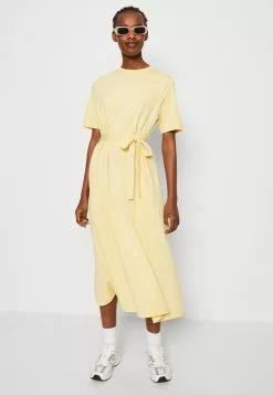 Minimum Lyina - Jerseyjurk - Sundress -Minimum Winkel 0a4f8bf647884a718753474f4588fe0d
