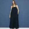Minimum Vikilino - Maxi-Jurk - Black -Minimum Winkel 0ae66c6243e24f7e93694584cf397ae1