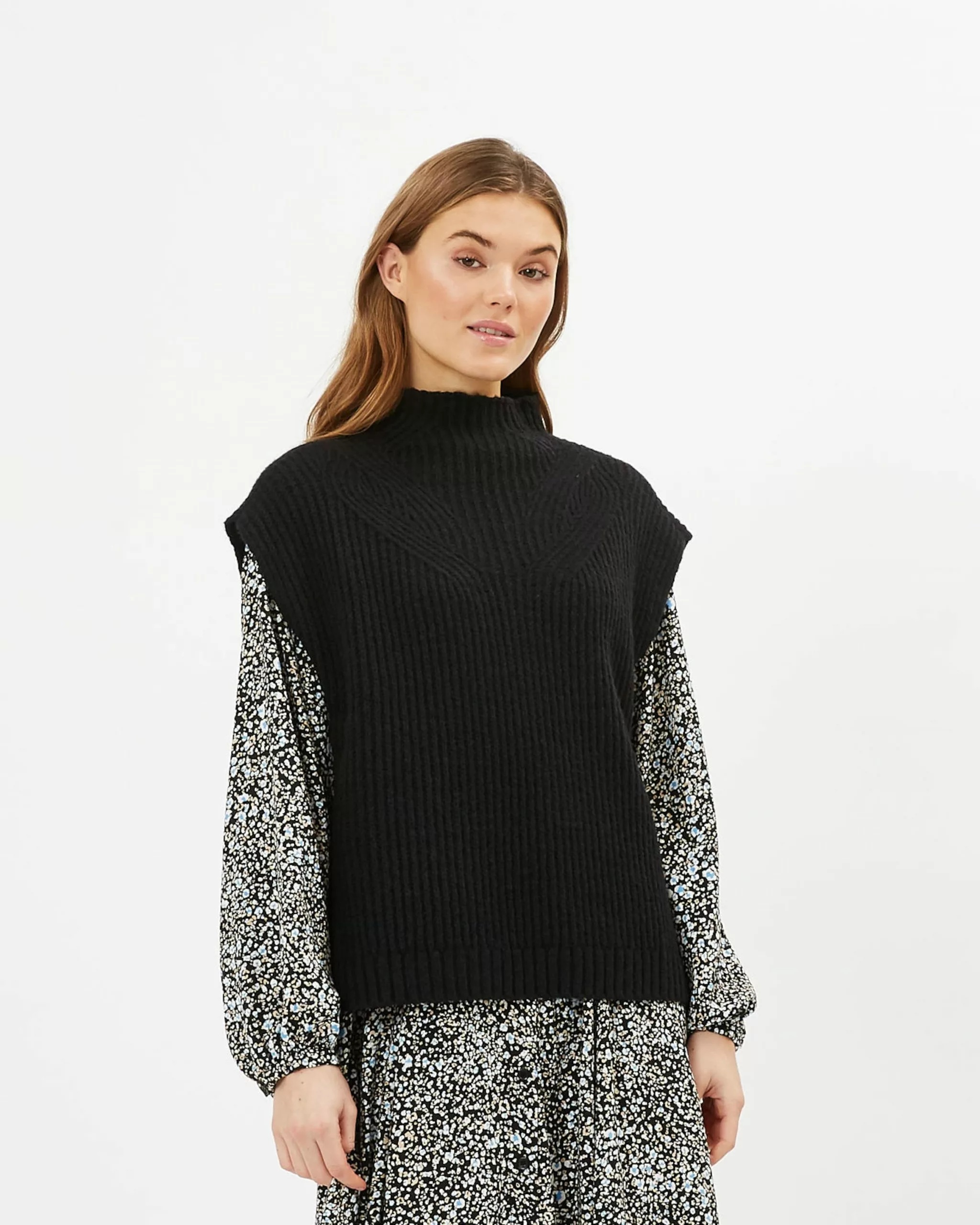 Fijngebreide truien Trui Valenciana Dames Zwart Minimum Fijngebreide Truien Trui Valenciana Dames Zwart -Minimum Winkel 1462e09c07cf946808d8760eef2f042b scaled