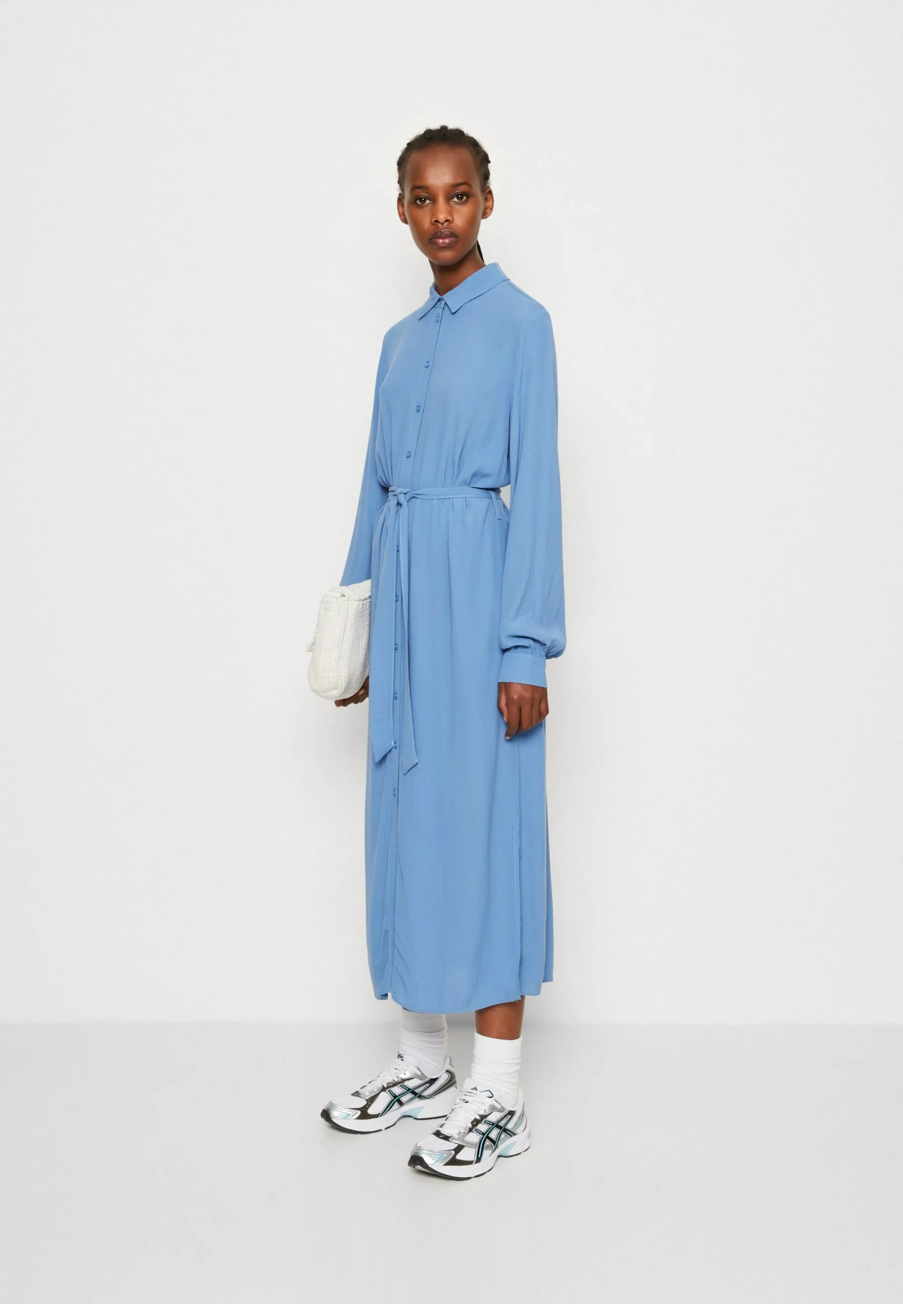 Nirra - Blousejurk - Quiet Harbor Minimum Nirra - Blousejurk - Quiet Harbor -Minimum Winkel 2349dd0fb62f479382c46bddddd39ae4 scaled