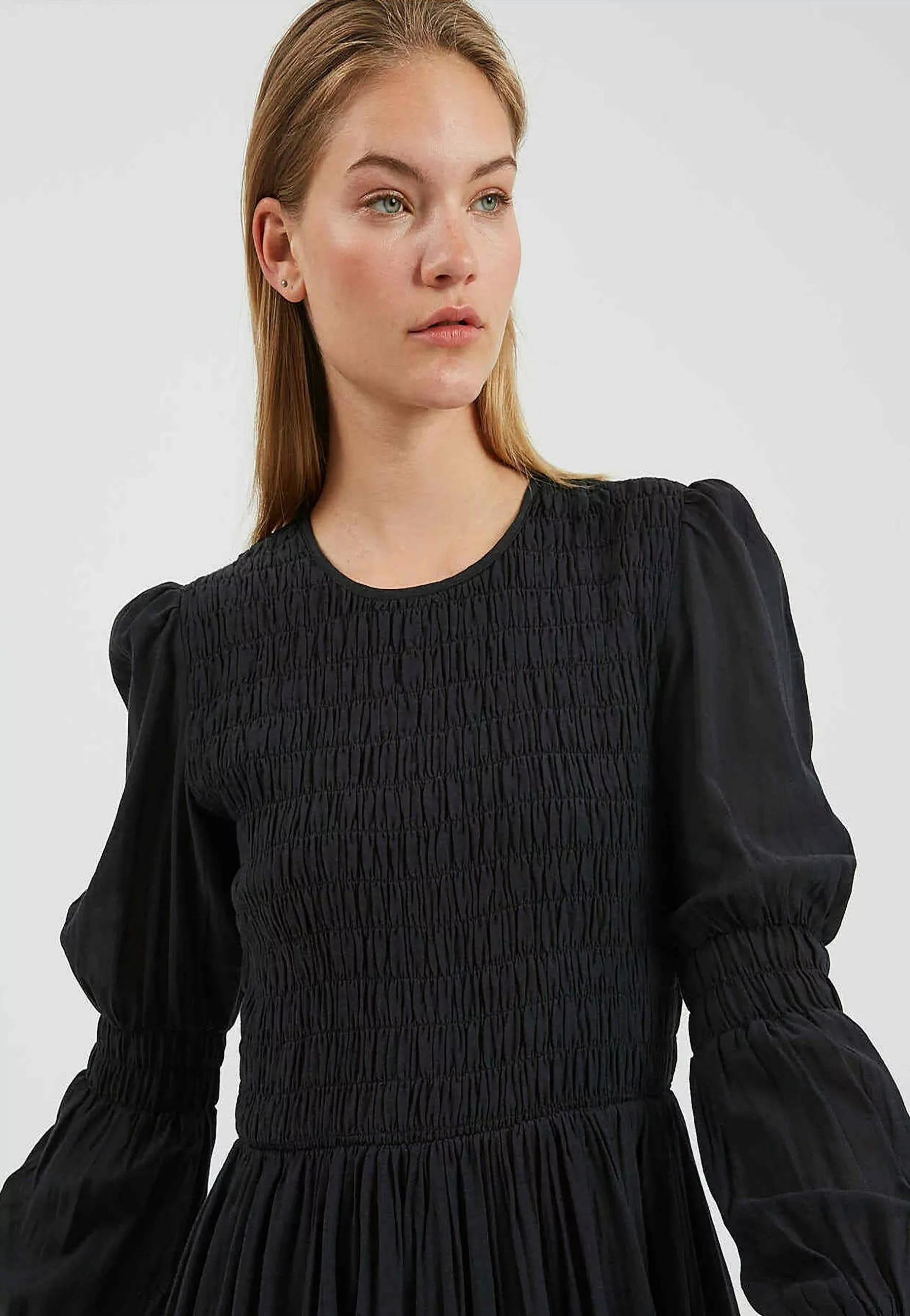 Auraline- Jerseyjurk - Black Minimum Auraline- Jerseyjurk - Black -Minimum Winkel 26dbbfd180474c9bb7f74221d18f4c30 scaled