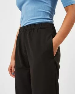 Minimum Pantalons Loosefit Broek Leeroy Dames Zwart -Minimum Winkel 2f3bbf0bf541a2a1105a7bef1a64a4fb