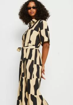 Minimum Idinna - Blousejurk - Safari -Minimum Winkel 68de928471384660945f9c715ac14f5b