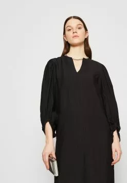 Minimum Structuria - Cocktailjurk - Black 5 Minimum Structuria - Cocktailjurk - Black -Minimum Winkel 6d8da93961184171848ea54360e28e98