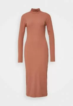 Minimum Ressy - Gebreide Jurk - Aztec -Minimum Winkel 77cb3b36b54c4e65ac3b219d018b04d5