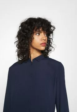 Minimum Bindie Dress - Blousejurk - Navy Blazer -Minimum Winkel 7902692770f2413b9f68e5745ecbdd3c