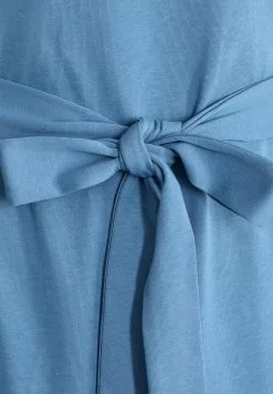 Minimum Lyina - Jerseyjurk - Quiet Harbor -Minimum Winkel 837fef4b8c9f4871a2ea63e4c1647b42