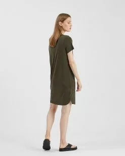 Minimum Jurk - Green 4 Minimum Jurk - Green -Minimum Winkel 891541aa3c5d4fda8e9f9ffbb8bbe1f0