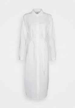Minimum Saralinna - Blousejurk - Broken White -Minimum Winkel 8b118cf9a53e4c6fbda037ac92c435cf