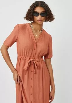 Minimum Biola - Blousejurk - Copper Brown -Minimum Winkel 8f0fe3ee24684e4d87fec59f4226d90c