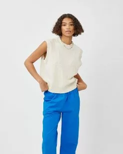 Minimum Fijngebreide Truien Trui Dames Crème -Minimum Winkel a2323c85404fd169514ae6a4b99668e6