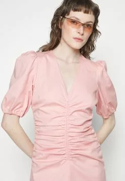 Minimum Dulli - Cocktailjurk - Bridal Rose -Minimum Winkel c404a45a2aad45a89a18b04a8a1e9834