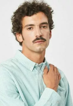 Minimum Harvard- Overhemd - Lush Meadow -Minimum Winkel cad904ecd7254be79116c4433df05b46