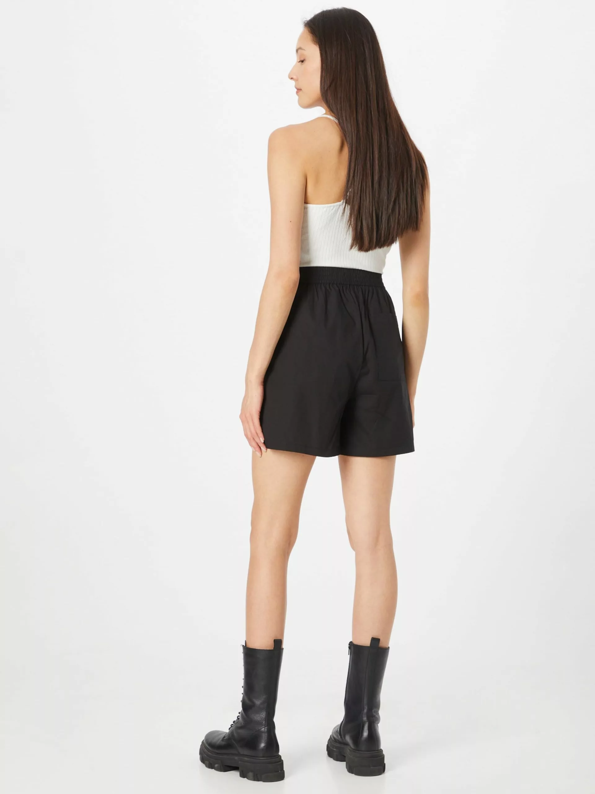 Shorts Regular Broek Luanna Dames Zwart Minimum Shorts Regular Broek Luanna Dames Zwart -Minimum Winkel cc579d9e207a9c4251adcdda7e2b734e scaled