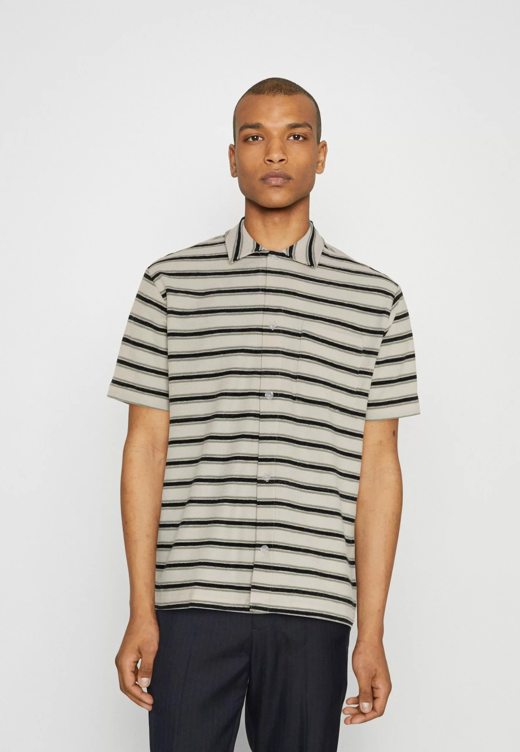 Clain - Overhemd - Seagrass Minimum Clain - Overhemd - Seagrass -Minimum Winkel d25adce2e46244a1907fb3812dd7d272 scaled